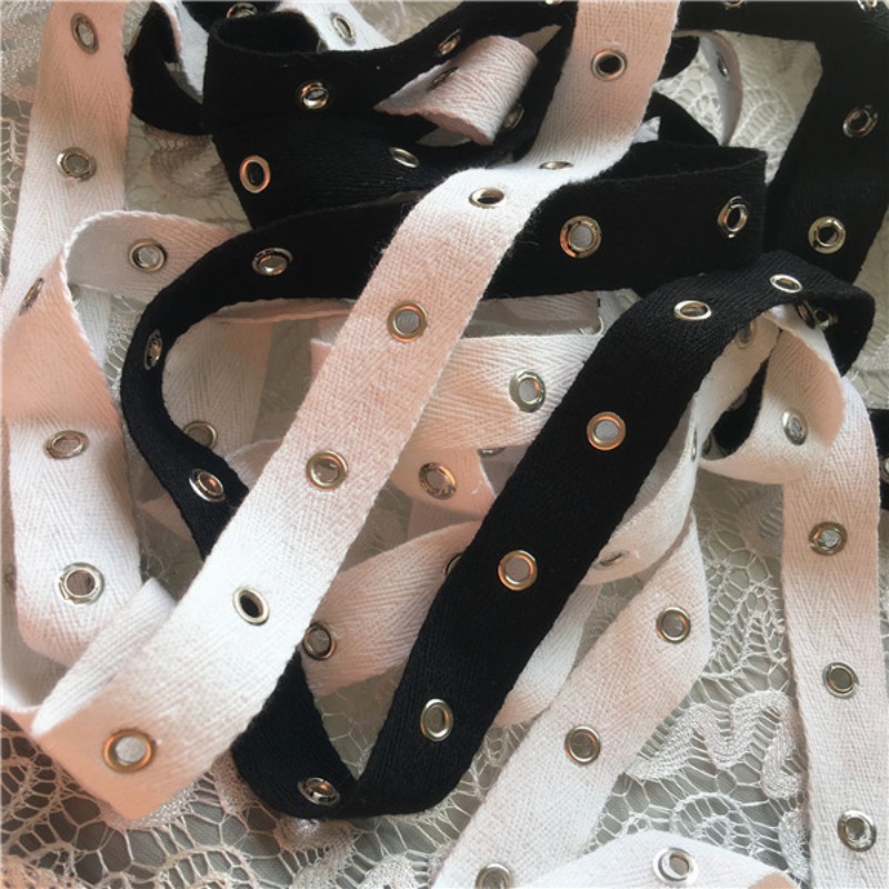 Черно-белая хлопчатобумажная т – обзор и цена Sewing Eyelet Fabric